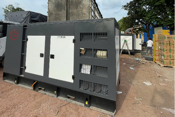 Máy phát điện chạy được bao lâu